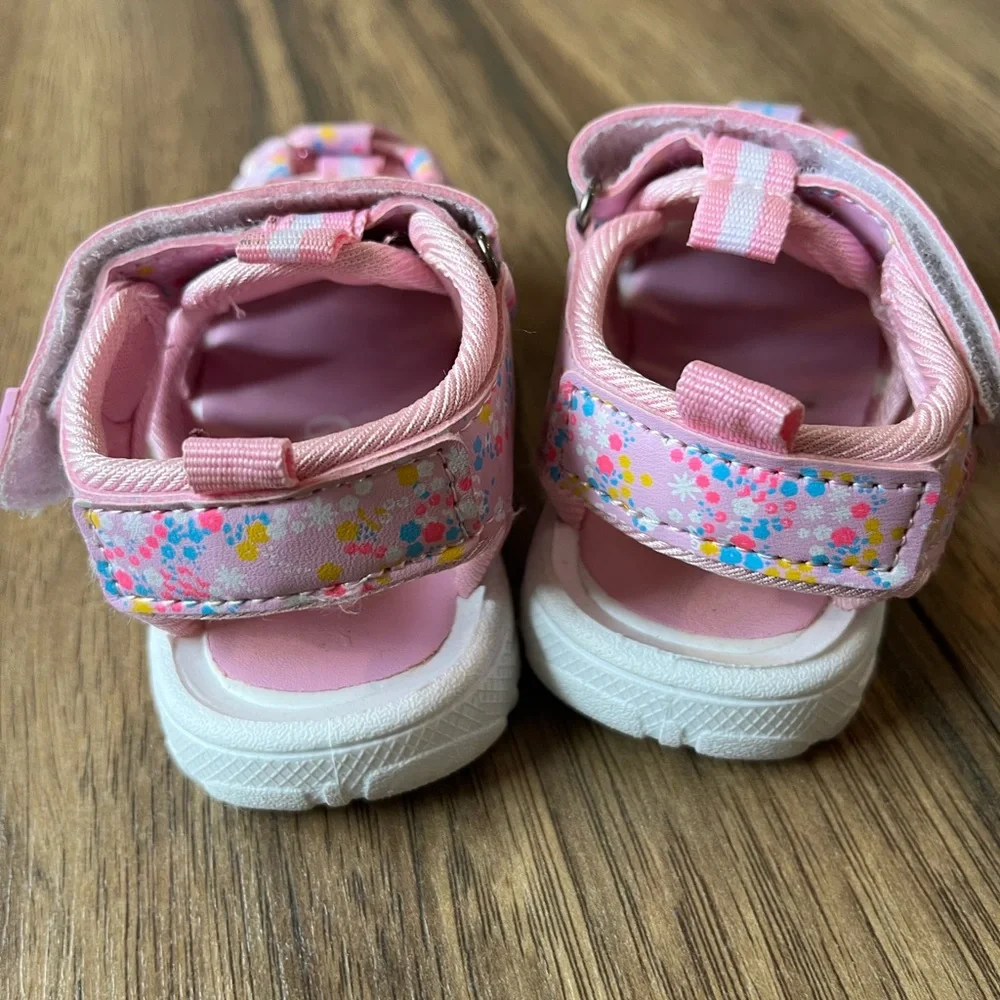 Gerber Toddler Girls Caged Velcro Closed Toe Pink Floral Athletic Sandals, Sz 4